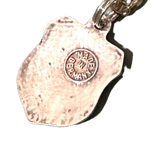Mid 20th Century Wyoming Yellowstone National Park Fritz Reu Sterling Silver Enamel Vintage Charm on 18 Inch Gold Filled Necklace For Sale - Image 5 of 5