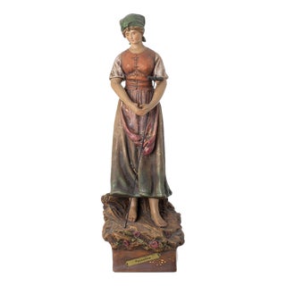 Porcelain and Earthenware Paysanne Statuary of Coimbra For Sale