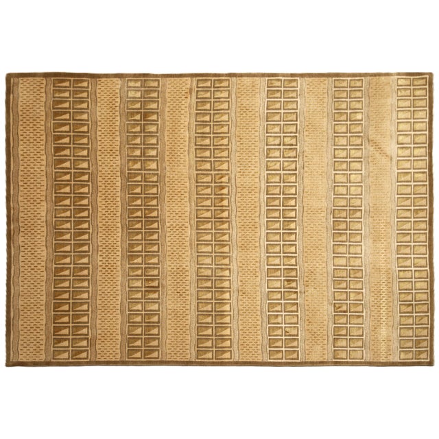 6'x9' Hand-Knotted Modern Tibetan Wool & Silk Carved Linear Rug in Gold & Green For Sale - Image 10 of 10