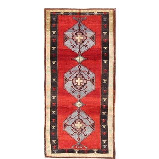 Vintage Turkish Oushak Rug With Bold Crimson Field and Gray Geometric For Sale