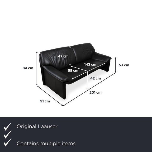 This set consists of a three-seater and a two-seater from the Atlanta series by the German manufacturer Laauser, creating...