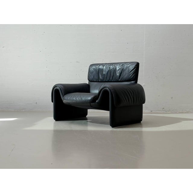 DS-2011 Black Leather Lounge Chair from De Sede, Switzerland, 1980s For Sale - Image 5 of 18