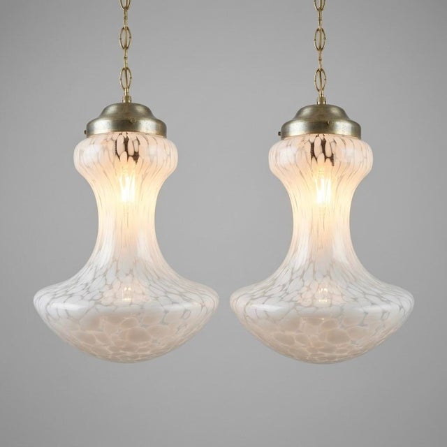 Contemporary Rare Pair of Mid-Century Murano Glass Pendant Lamps by Carlo Nason for Mazzega, 1970s For Sale - Image 3 of 8