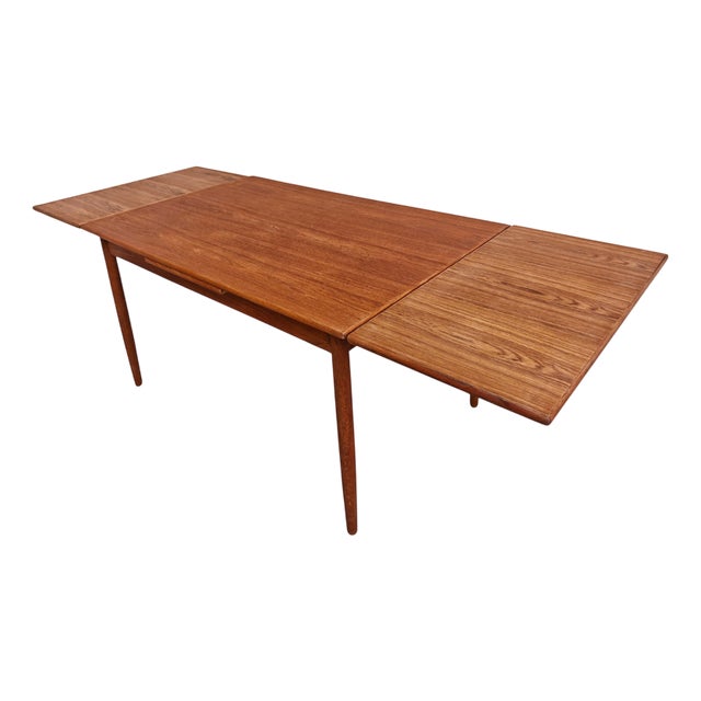 Mid-Century Modern Danish Teak Extendable Dining Table, 1960s For Sale