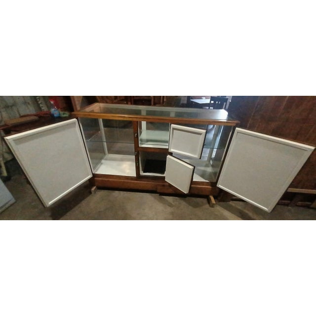 Early 20th Century Downing Mfg. Co. Oak Mercantile Display With Ice Box For Sale - Image 9 of 12