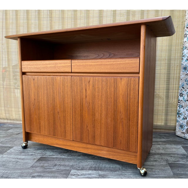 1980s Mid Century Scandinavian Modern Style Teak Server With Casters. Circa 1980s For Sale - Image 5 of 12