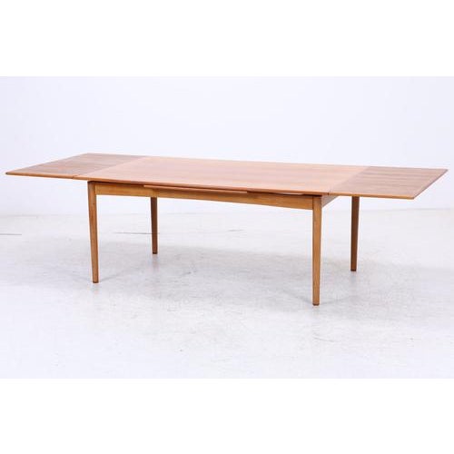 2000 - 2009 Vintage Extendable Teak Dining Table For Sale - Image 5 of 16