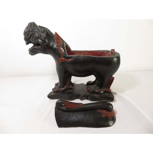 Antique Carved Wood Singha Guardian Lion ~ Thailand Buddhist Lidded Temple Box For Sale - Image 4 of 18