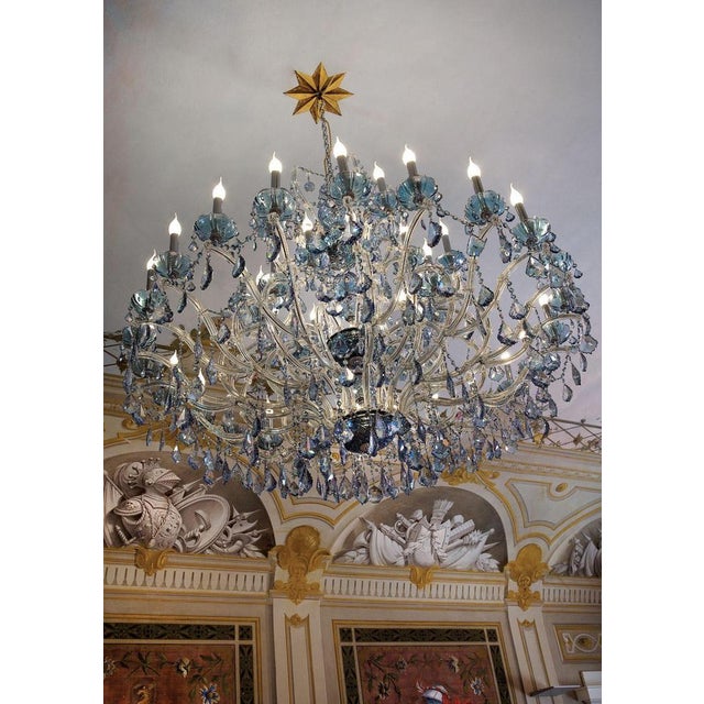 Contemporary Maria Theresa 30 Lights Chandelier in Polished Chrome and Crystal by Aggiolight For Sale - Image 3 of 14