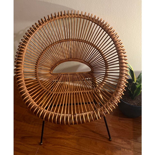 Asian Style 1960s Mid Century Bent Rattan Saucer Sunburst Accent Chair by California Asia For Sale - Image 4 of 12