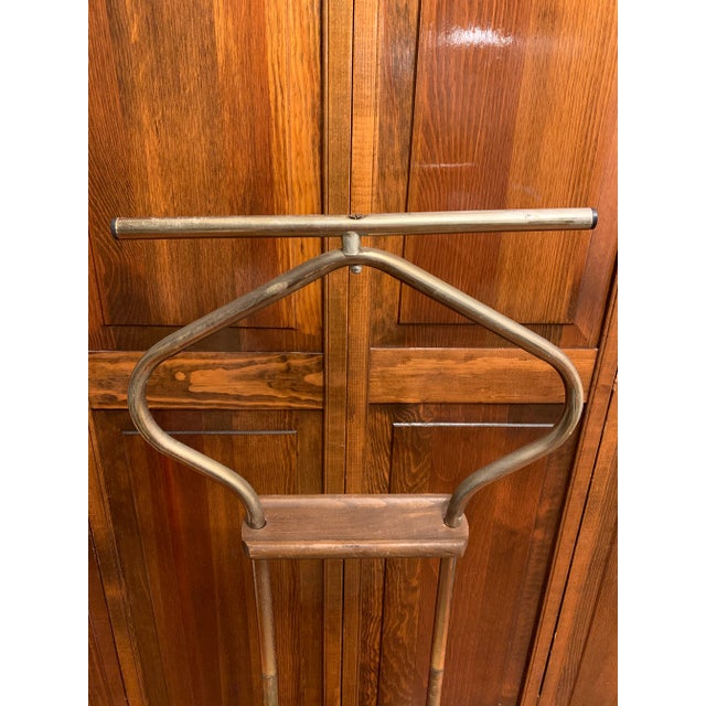1960s Vintage Suit Butler Valet With Seat For Sale - Image 4 of 9