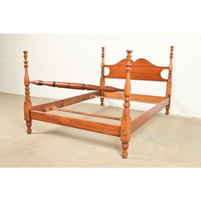 American Stickley American Colonial Carved Solid Cherry Wood Full Size Poster Bed, 1950s For Sale - Image 3 of 11
