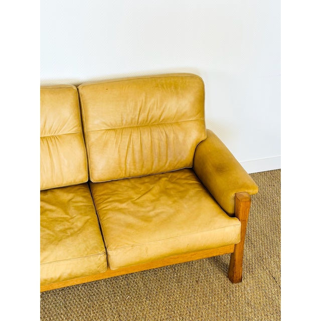 Beige Scandinavian Living Room Set in Leather and Oak in the style of Pierre Chapo, 1960s, Set of 3 For Sale - Image 8 of 18