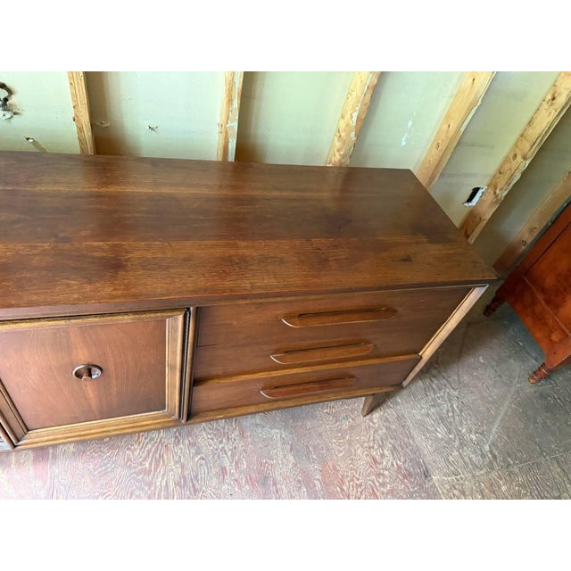 Wood Mid Century Modern Walnut 74” Dresser by Bassett For Sale - Image 7 of 18