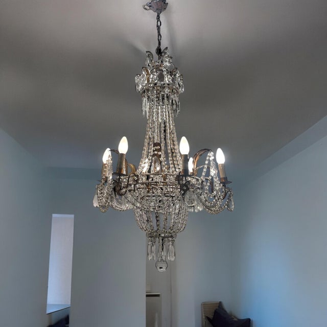 Large Vintage Italian Tole Florentine Macaroni Crystal Chandelier, 1940s For Sale - Image 4 of 14