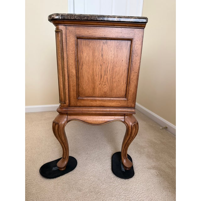 Pair of French Provincial Burl Wood Nightstands With Marble Tops – Bombe Chest Style For Sale - Image 12 of 13