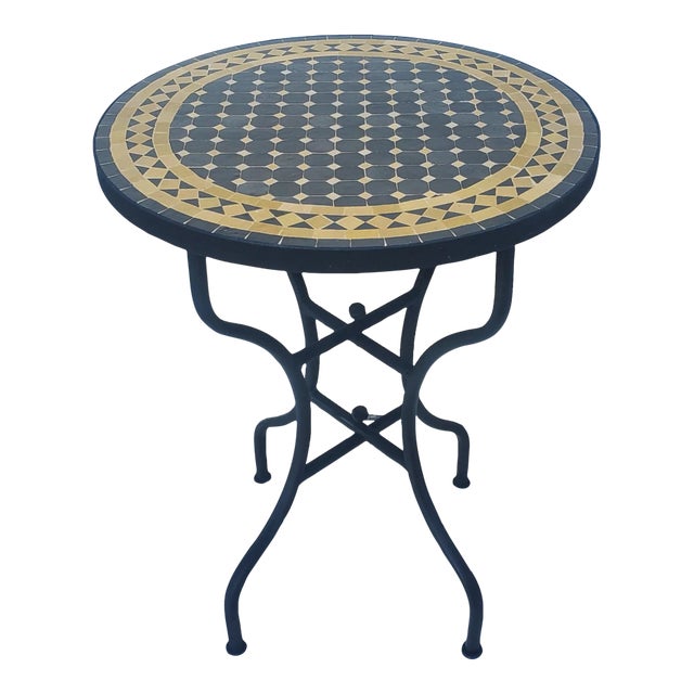 24" Black and Tan Handmade Moroccan Mosaic Table, Ucf Colors For Sale
