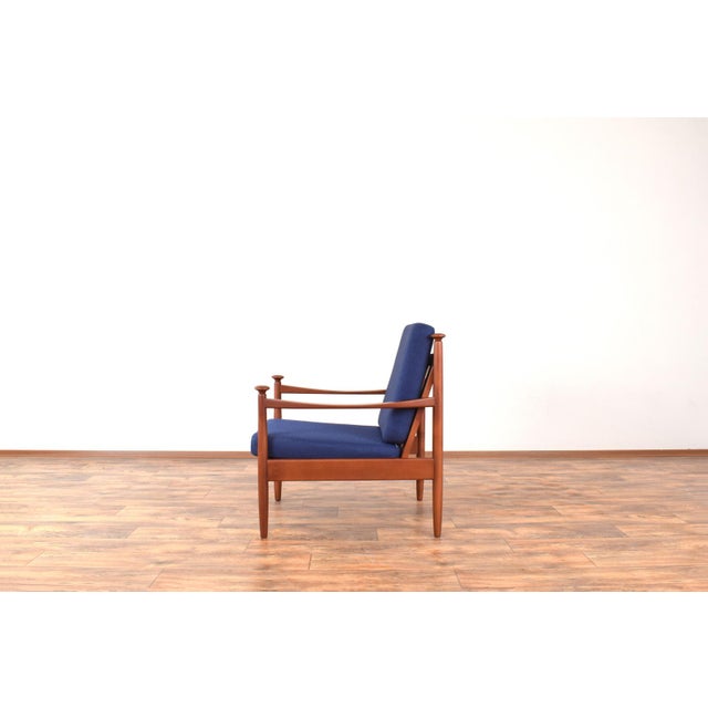 Mid-Century Modern Danish Lounge Chair, 1960s For Sale - Image 4 of 12