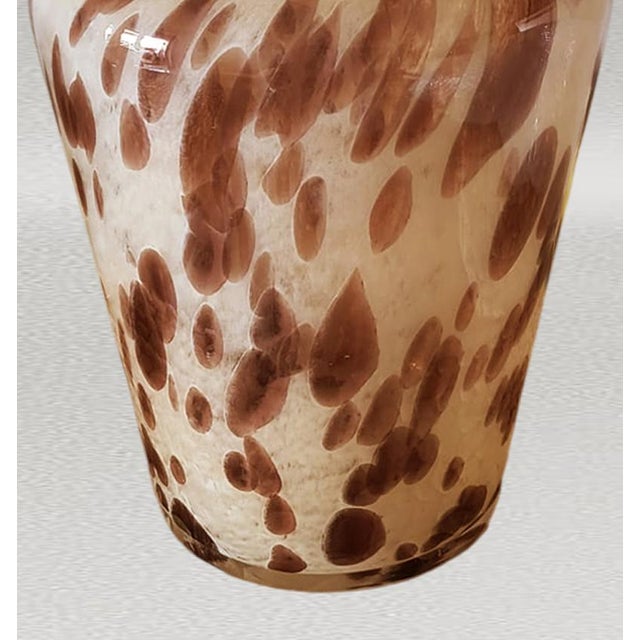 Handcrafted Vase in Murano Glass by Maestro Del Vetro. Italy, 1970s For Sale - Image 6 of 8