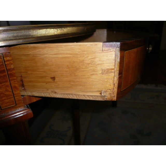 Hepplewhite Inlaid Round Table Paris Signed Antique For Sale In Seattle - Image 6 of 7