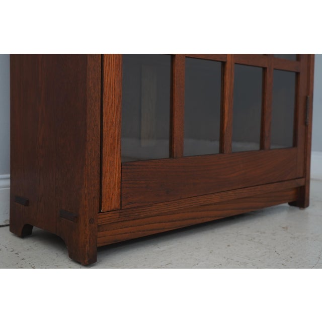 Brown Gustav Stickley No.715 Antique Mission Oak Bookcase For Sale - Image 8 of 15