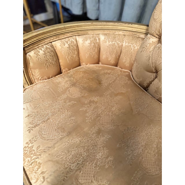 1950s American Victorian Rococo Revival 3-Piece Curved Sectional Sofa – Union Made For Sale - Image 6 of 11