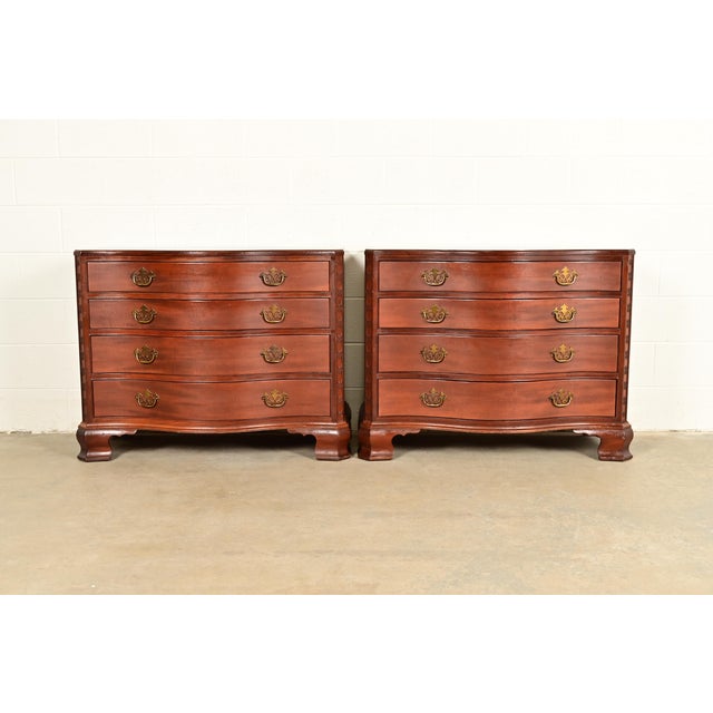 English Baker Furniture Historic Charleston Chippendale Carved Mahogany Serpentine Front Dresser Chests, Pair For Sale - Image 3 of 14