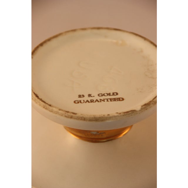Mid 20th Century Vintage White/Gold Ceramic Flower Pot With 23Karat Gold Accent For Sale - Image 5 of 6