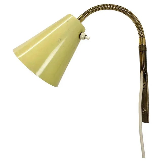 Vintage Italian Adjustable Yellow Metal and Brass Wall Light In the style of Stilnovo and Gio Ponti, 1950 For Sale - Image 17 of 17