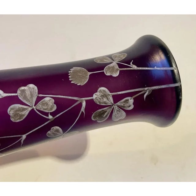 Art Nouveau Vase in Deep Purple Hand-Painted Glass, 1890s For Sale - Image 4 of 9