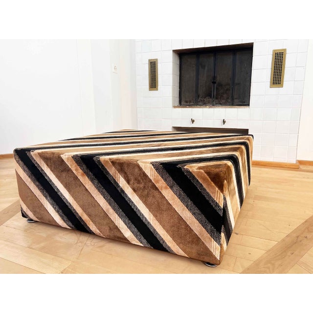 Alberto Rosselli Coffee / Cocktail table For Saporiti 'Confidential', Italy Design, 1972 Matching Ottoman (comes with...