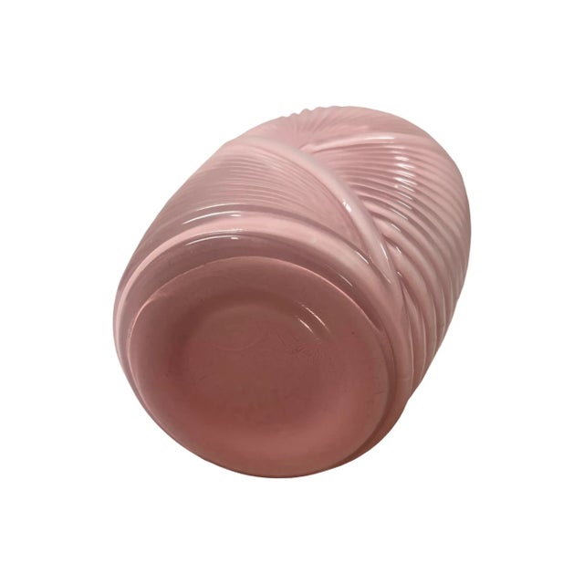 1980s Vintage Anchor Hocking Postmodern Large Ribed Pink Glass Vase 1980s Deco Drape Ribbed Accent For Sale - Image 5 of 8