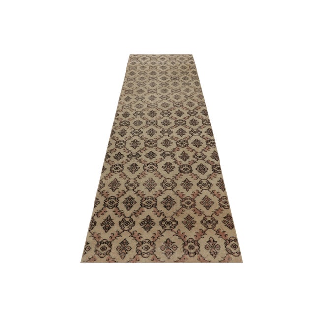 Rug & Kilim Vintage Turkish Runner, Brown With All-Over Geometric Patterns – Rug & Kilim For Sale - Image 4 of 8