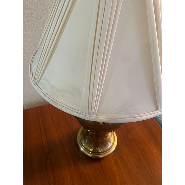 Vintage Mid Century Modern Brass Peacock Set of 2 Table Lamps Hollywood Regency For Sale In Palm Springs - Image 6 of 11