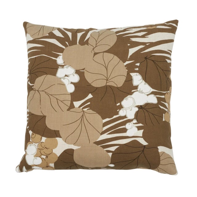 Early 21st Century Contemporary Schumacher Sea Grape Pillow in Bark For Sale - Image 5 of 5