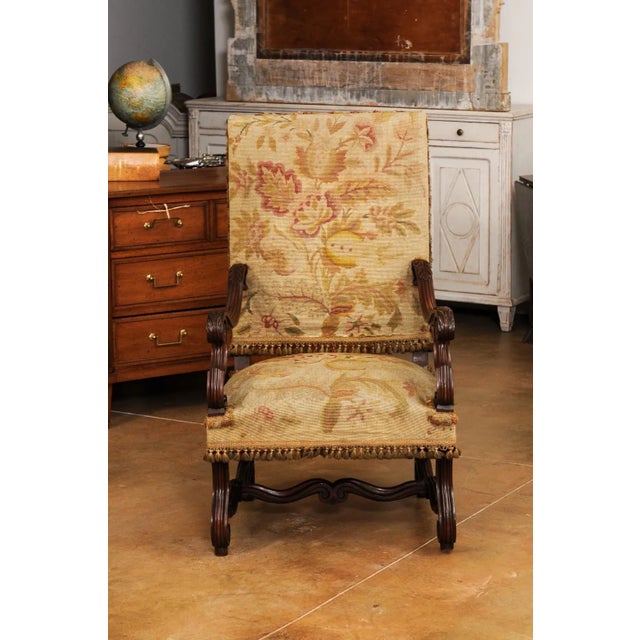 19th Century French Louis XIV Style Walnut Fauteuil with Carved Arms and Scrolling Legs For Sale - Image 4 of 12