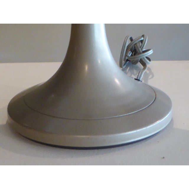 1950s Mid Century Modern Desk Table Lamp in the Style of Gerald Thurston for Lightolier 1950s For Sale - Image 5 of 9