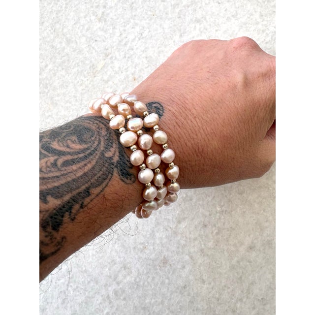 Contemporary Freshwater Pearl and Silver Spacer Wrap Bracelet For Sale - Image 3 of 5