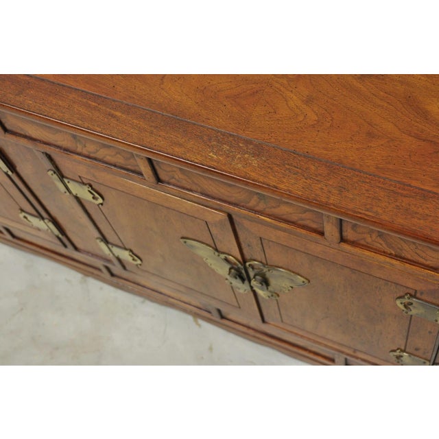Vintage Henredon Chinoiserie Brass Butterfly Burl Wood Credenza Cabinet Buffet For Sale - Image 15 of 16