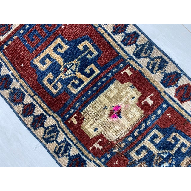 1960s Mid 20th Century Floor Oushak Small Rug For Sale - Image 5 of 5