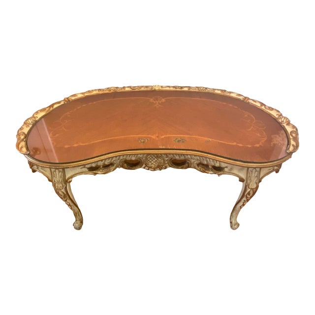 1940s French Provincial Style Kidney-Shaped 5 Leg Coffee Table With Inlaid Marquetry Top and Glass Overlay For Sale