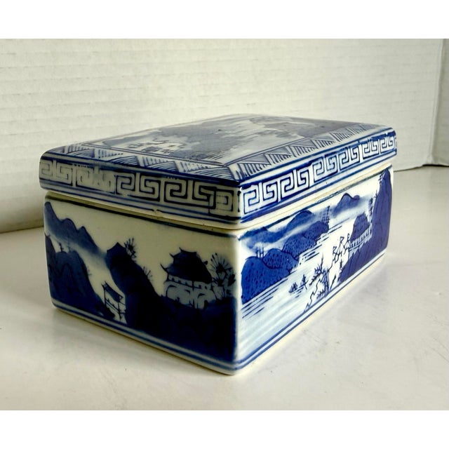 Vintage Blue & White Chinoiserie Porcelain Lidded Trinket Box With Landscape Scene For Sale - Image 4 of 9