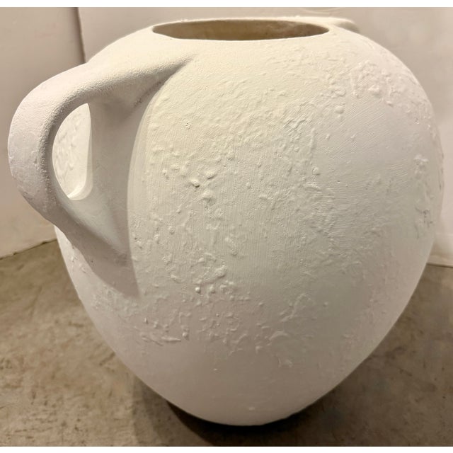 Large White Gesso Finish Textured Plaster Vase From 80's For Sale - Image 4 of 8