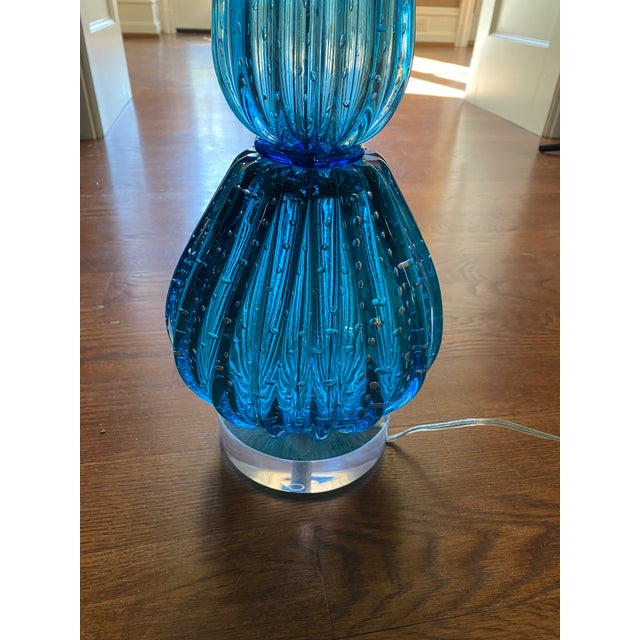 Mid-Century Modern 1950s Turquoise Mid Century Glass Table Lamp For Sale - Image 3 of 5