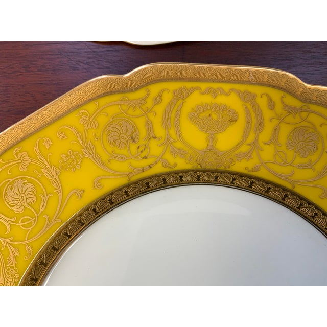 Mid 20th Century 20th Century Black Knight Yellow/Gilt Plates Set of Four For Sale - Image 5 of 12