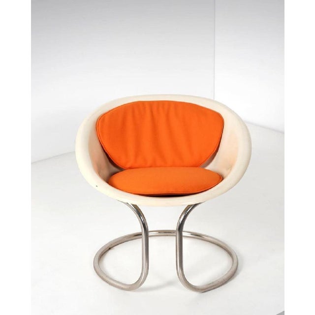 Vintage Small Fiberglass Armchair in Metal and Textile, Italy, 1970s For Sale - Image 4 of 5
