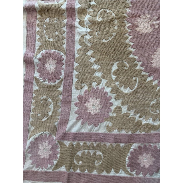 1960s Neutral Tan Tashkent Suzani Wall Tapestry For Sale - Image 5 of 9