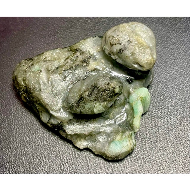 Emerald Mineral Gemstone Carving of Two Frogs by Lilly Pad. For Sale In South Bend - Image 6 of 8