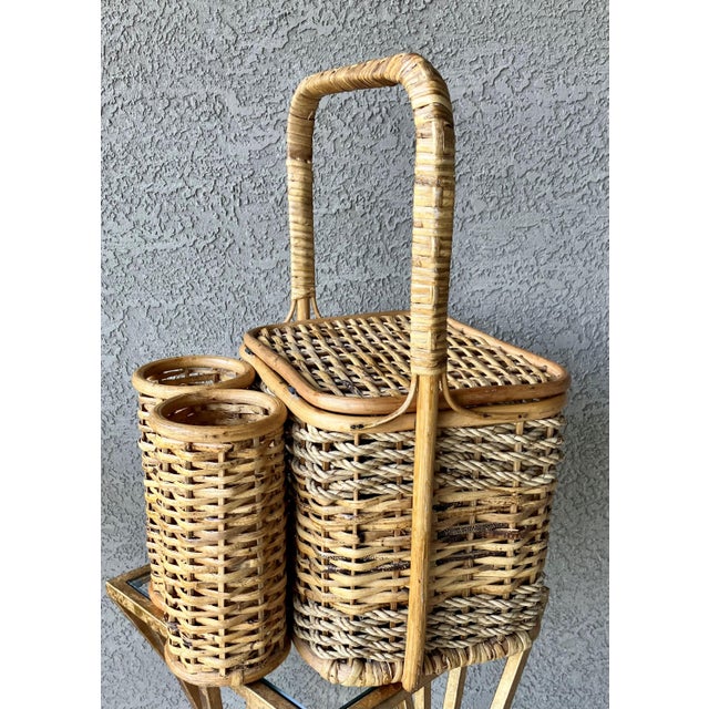Wood Circa 1980 Nicely-Sized Tortoiseshell Rattan & Jute Wine & Charcuterie / Picnic Basket For Sale - Image 7 of 12