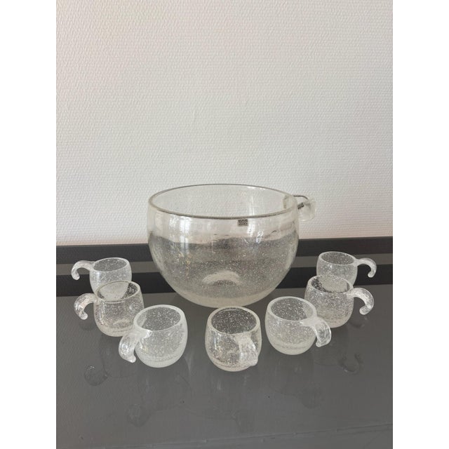 The “Iglu” punch set, designed by Oiva Toikka between 1973 and 1975 for Nuutajärvi Notsjö, then part of the Arabia...